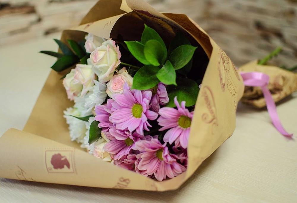 Букет цветов из: Розы и Хризантемы в Инзе