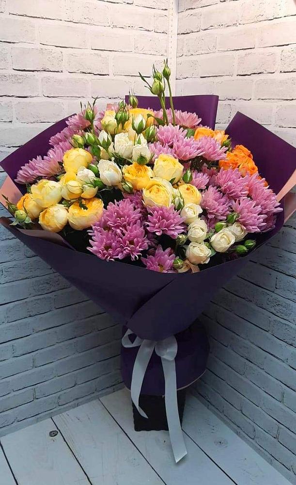 Букет цветов из: Хризантемы и Розы в Инзе