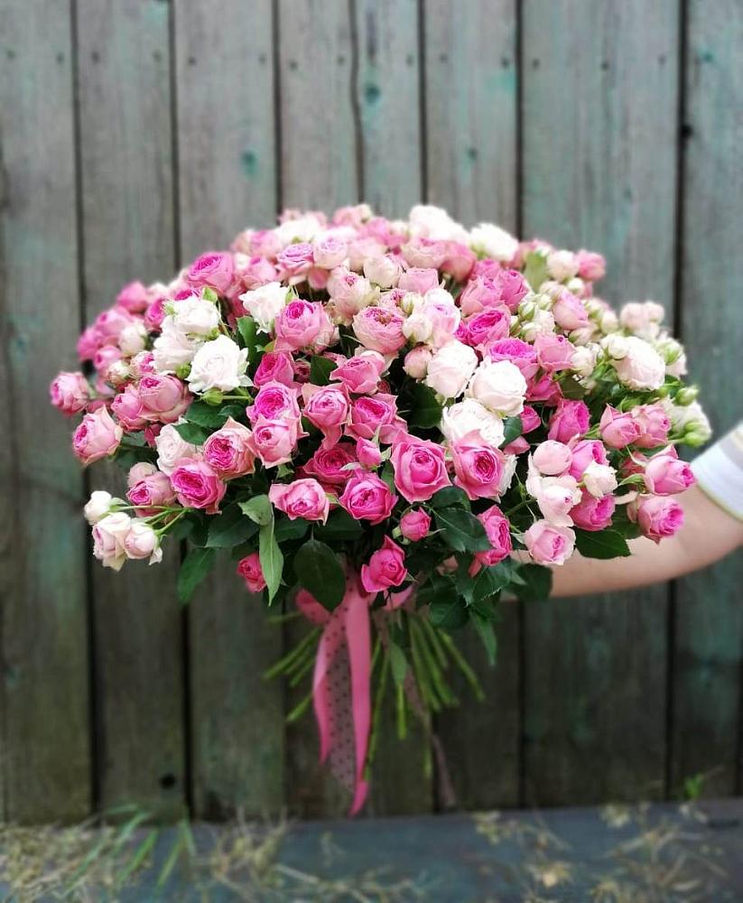 Букет Розовые кустовые розы Натали и Лав Лидия в Инзе