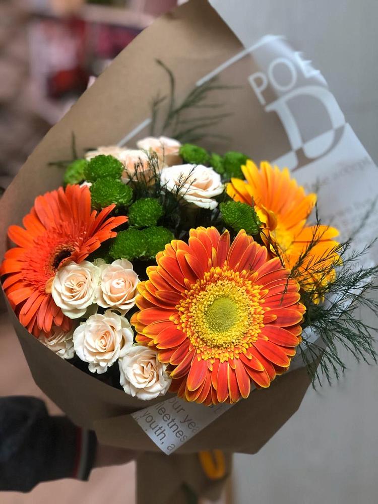 Букет цветов из: Герберы, Хризантемы и Розы в Инзе