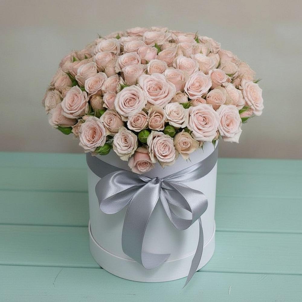 Цветочная композиция из Розы в шляпной коробке в Инзе