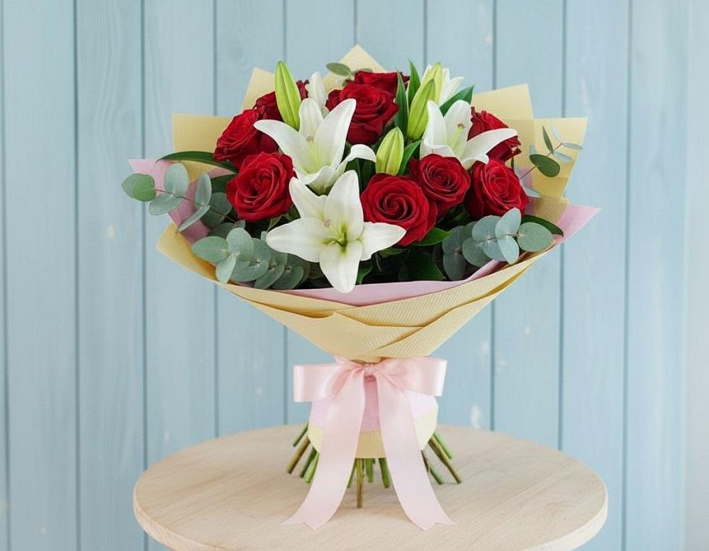 Букет цветов из: Лилии и Розы в Инзе